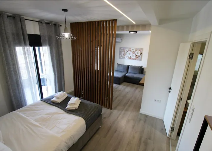 Raise Thessaloniki Avocado Suites