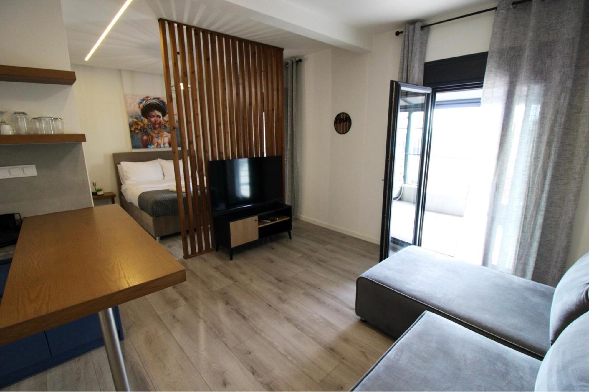 Raise Avocado Apartment *